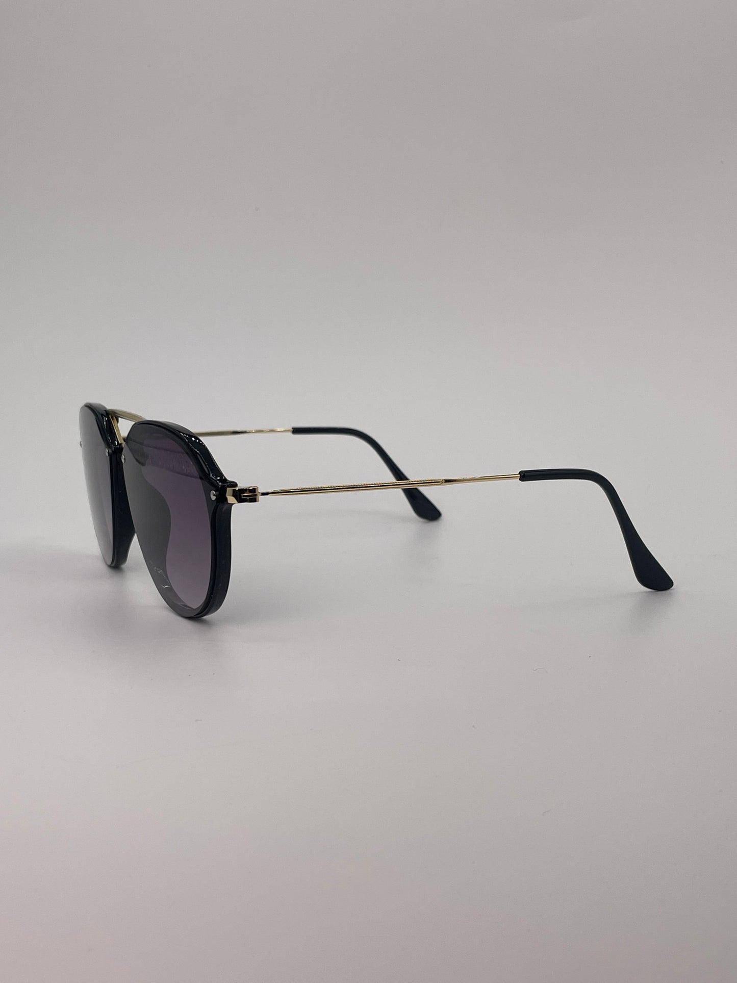 Double bridge sunglass black body with golden sides-258