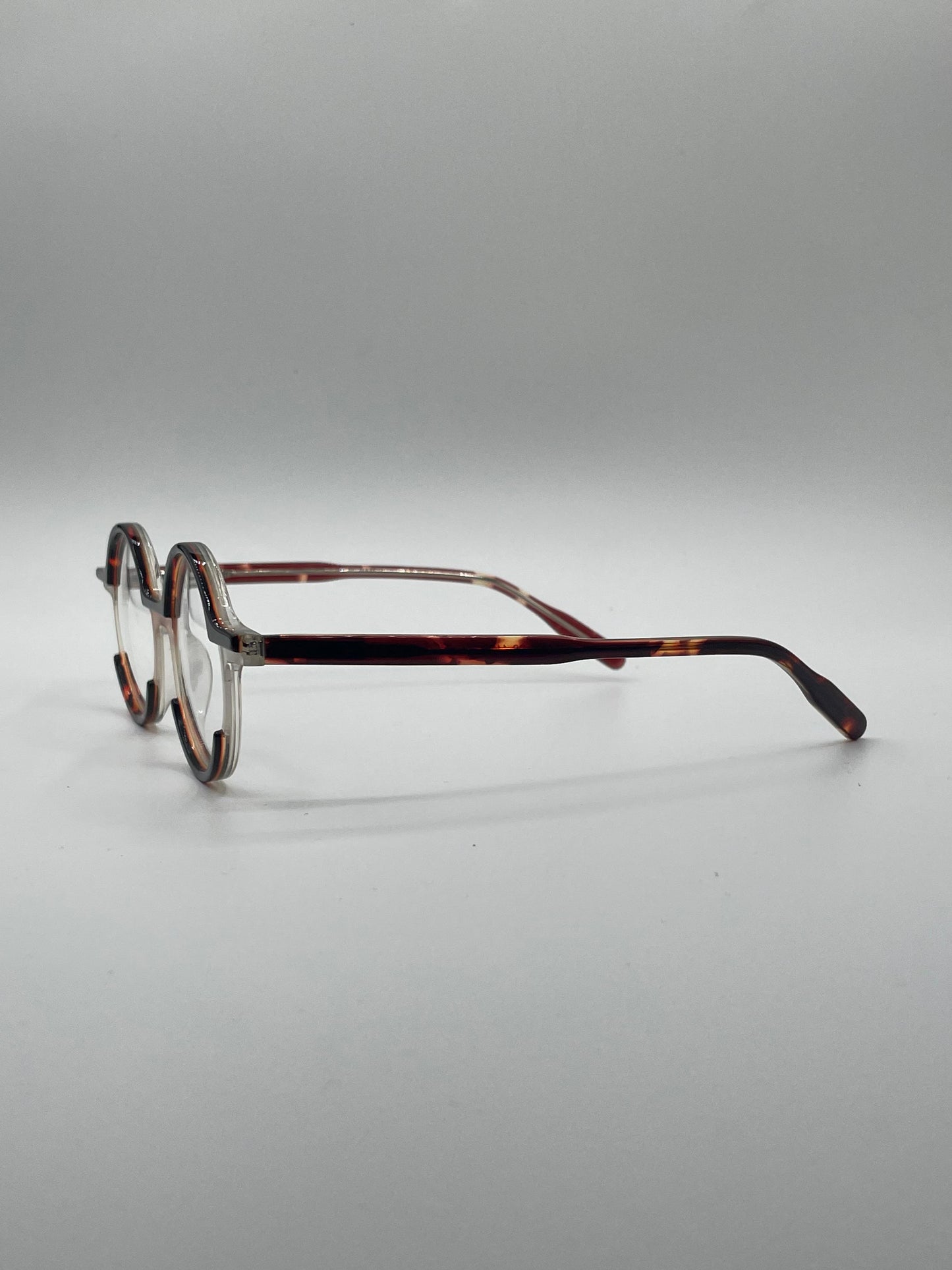 Circular Thin Black & White frame Optics-411