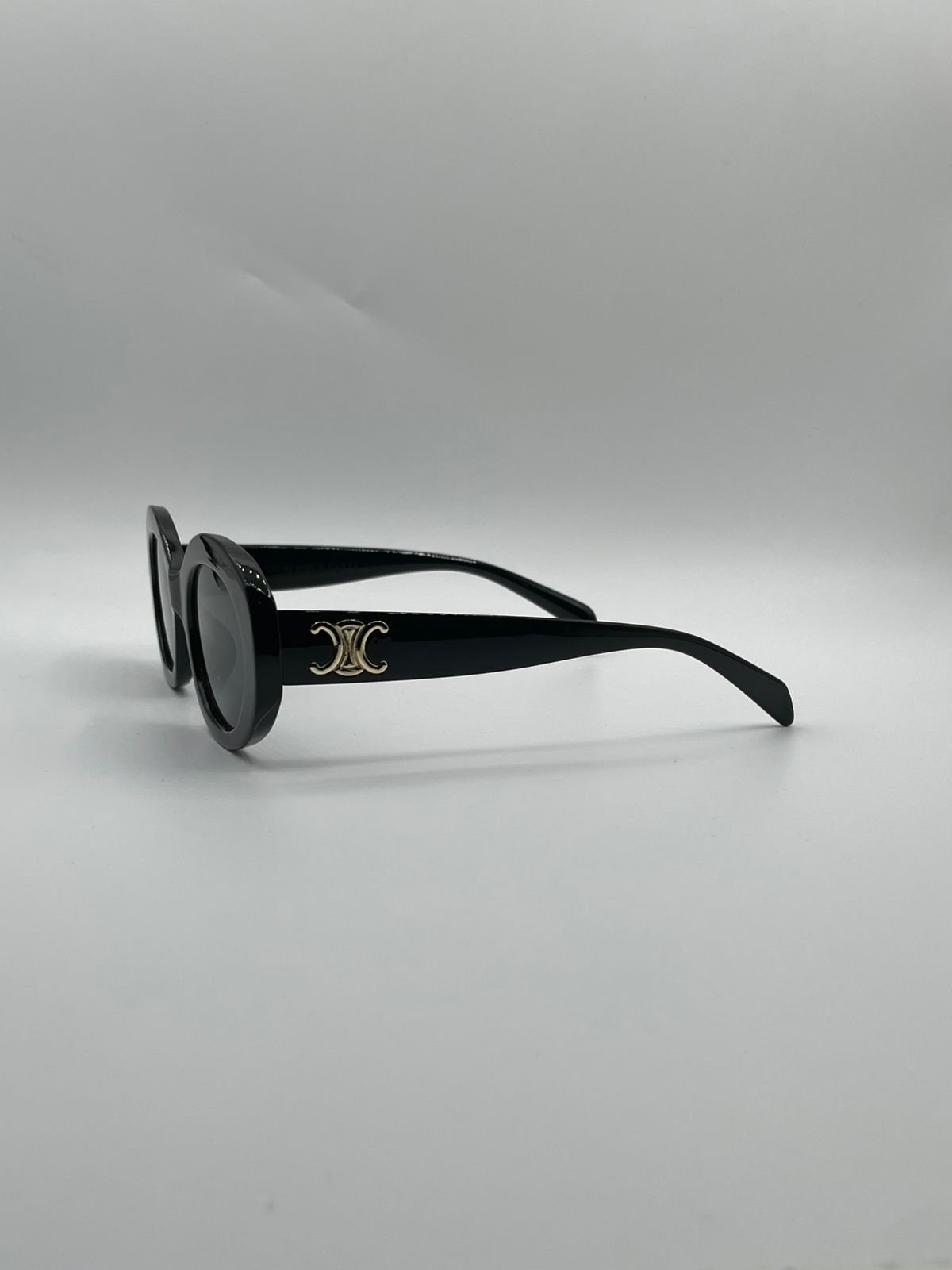 Circular Black Frame Women's Sunglasses-127