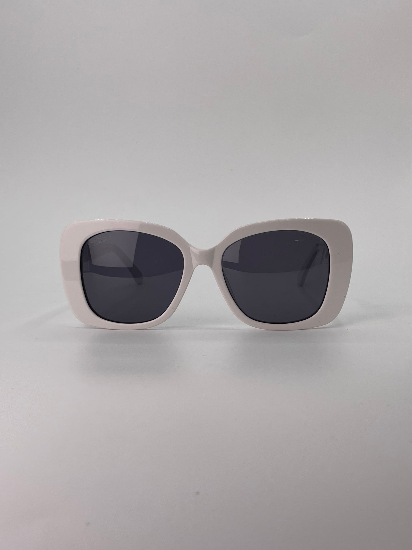 Square white sunglass-287