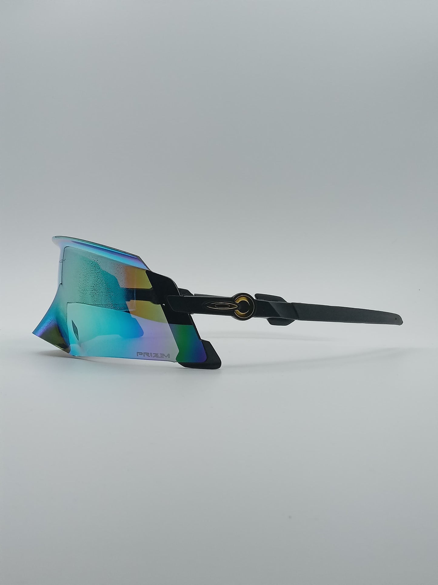 Sporty Shield Frame Men's Sunglasses-049