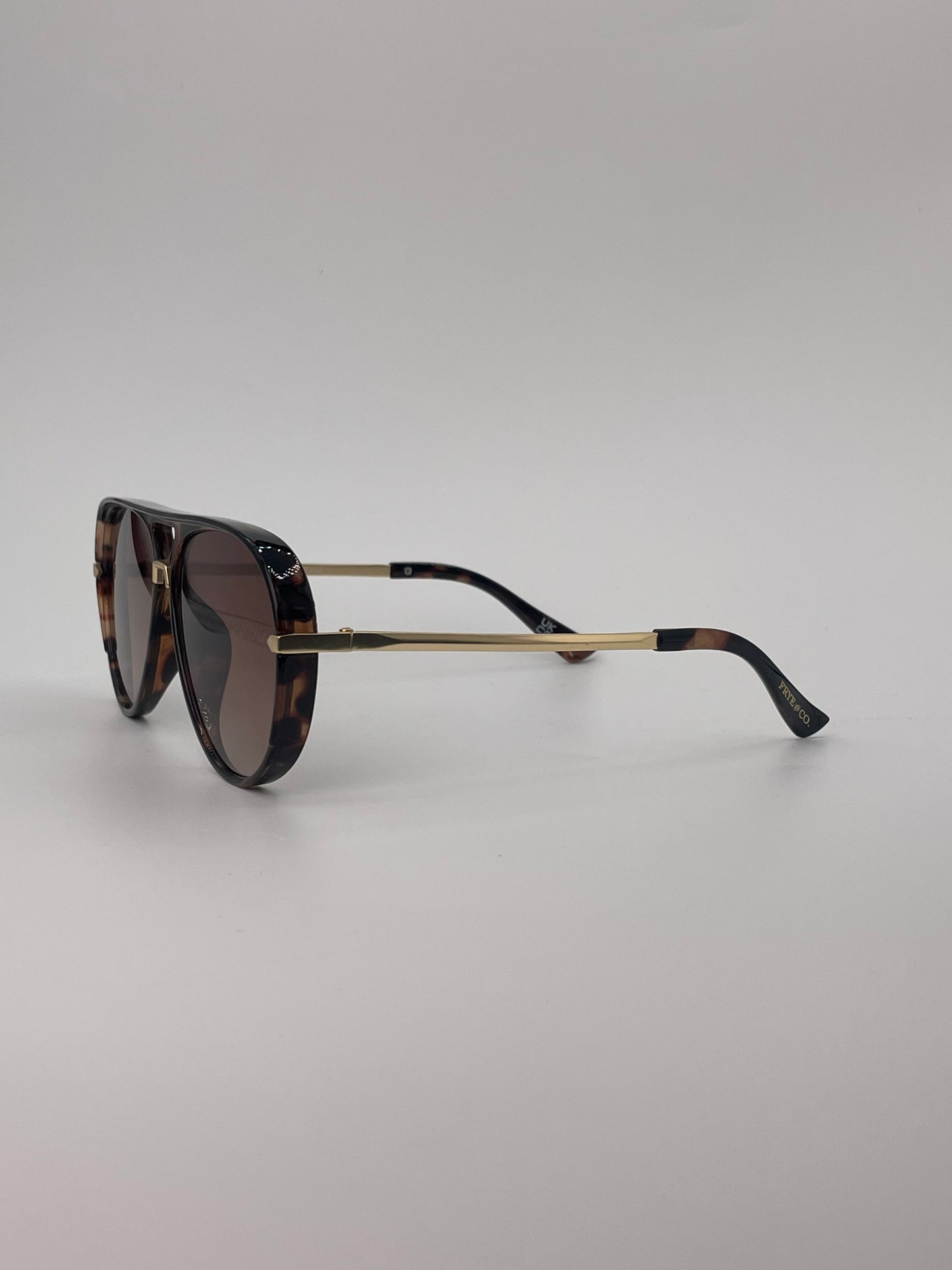 Turtoias sunglass-294