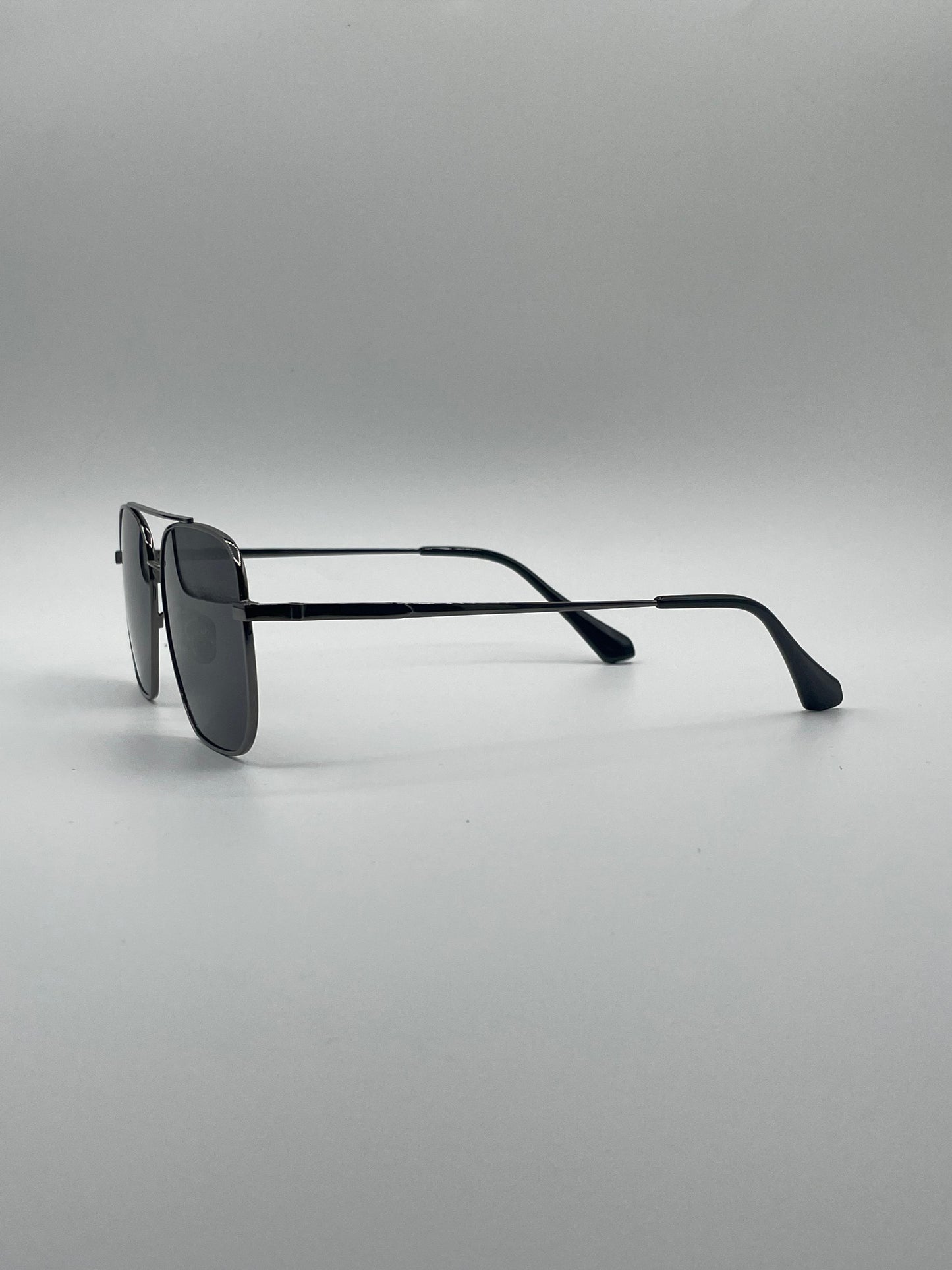 Retro Aviator Thin Black Frame Polarized Men Sunglasses-205