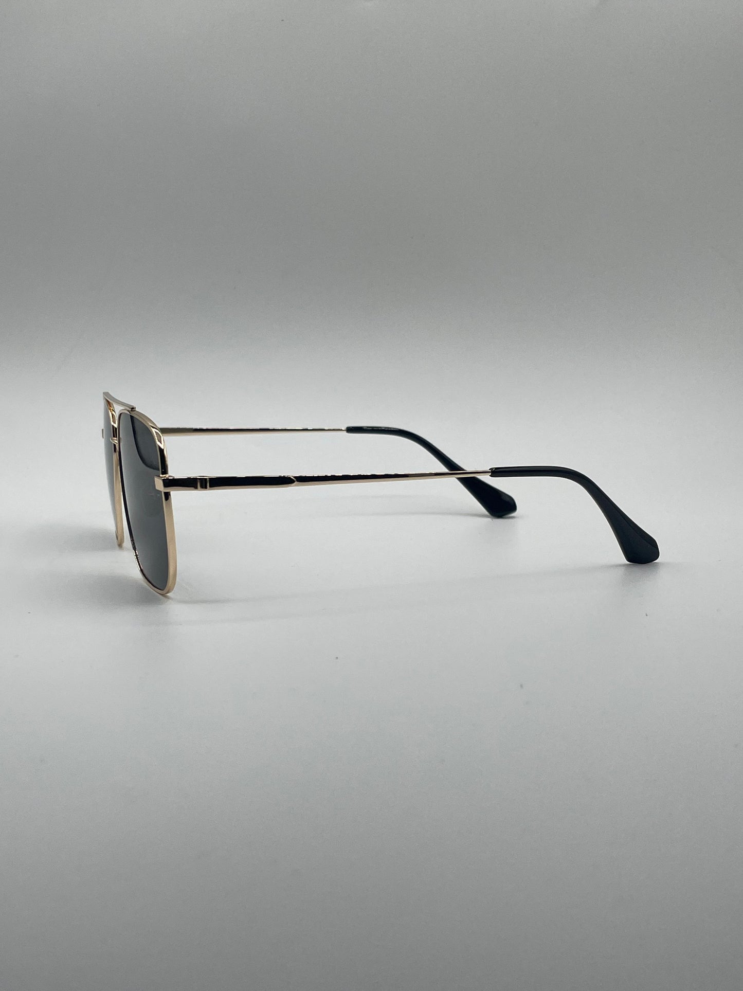 Retro Aviator Thin Golden Frame Polarized Sunglasses-204