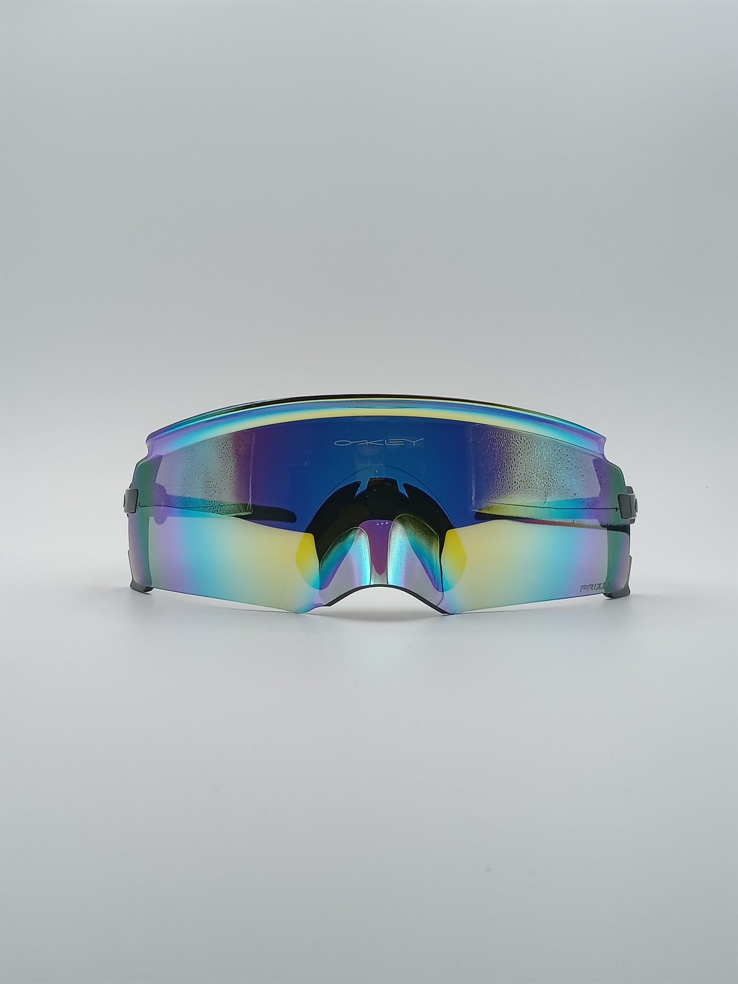 Sporty Shield Frame Men's Sunglasses-049